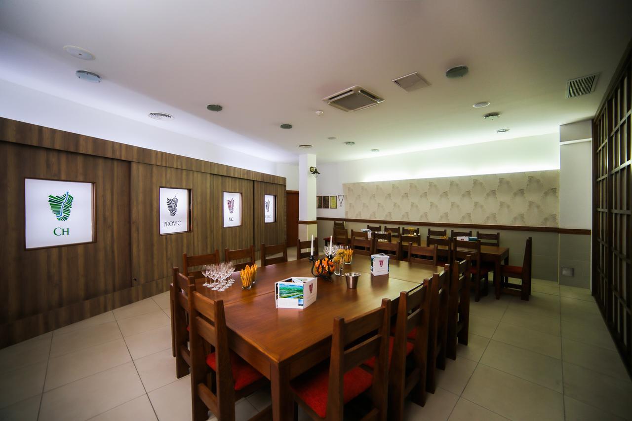 Hotel Merlot Opuzen  エクステリア 写真